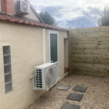 Maisonnette Neuve Avec Jardin Privatif Saran Exteriör bild